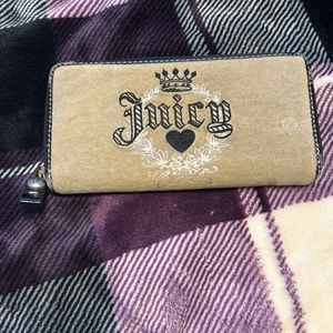 Juicy Couture wallet